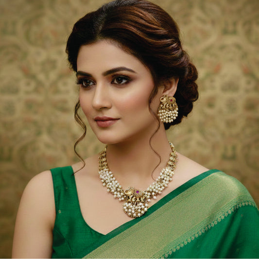 Swarnima Moti Short Necklace