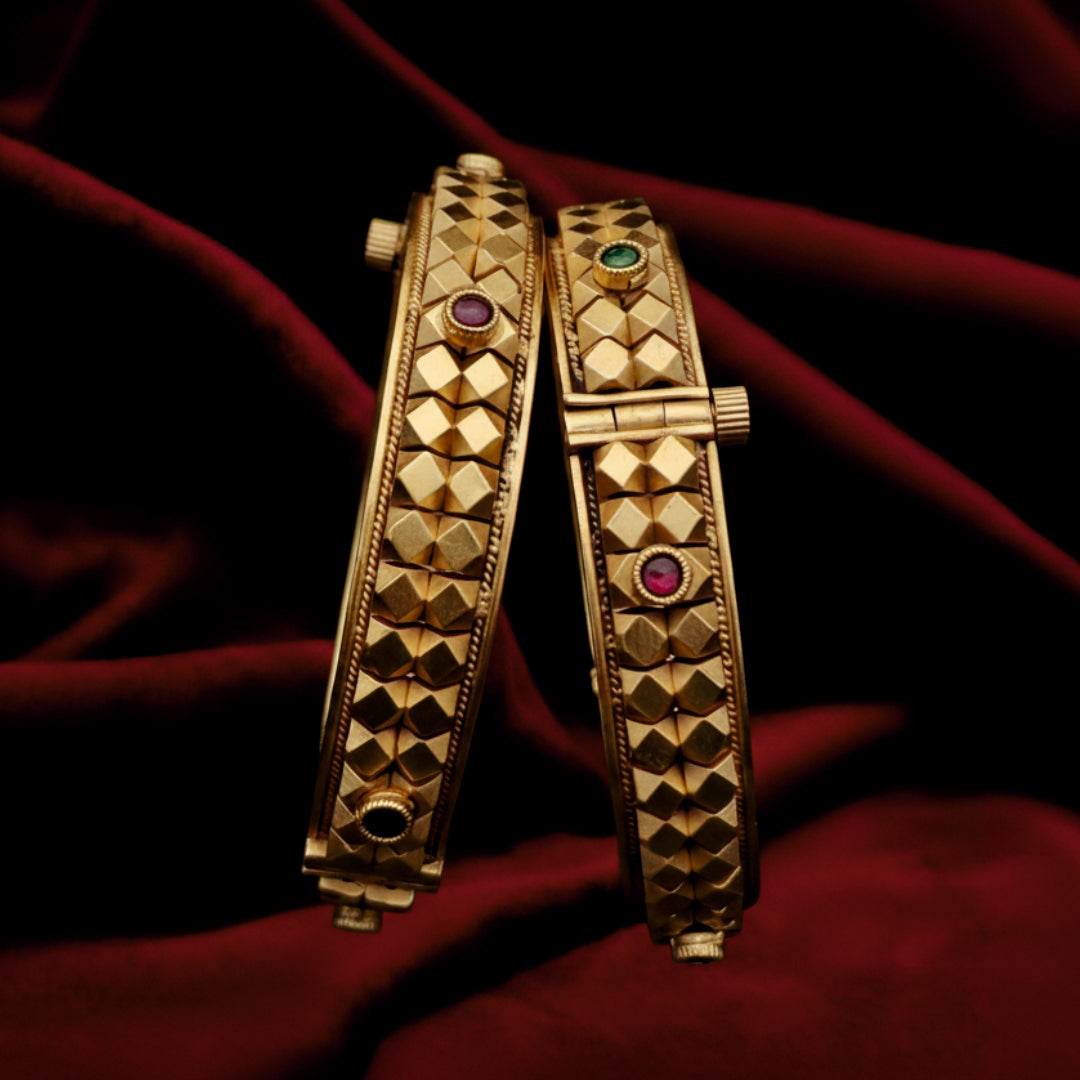 antique ashtpailu fancy bangles