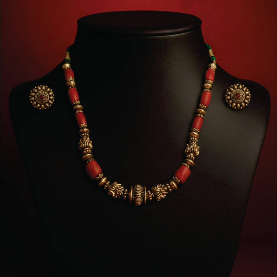 poval parampara necklace