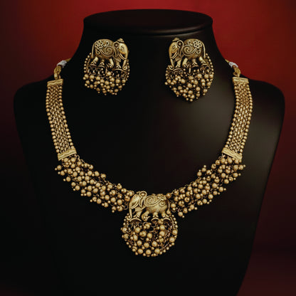 Nabhangana Antique Short Necklace