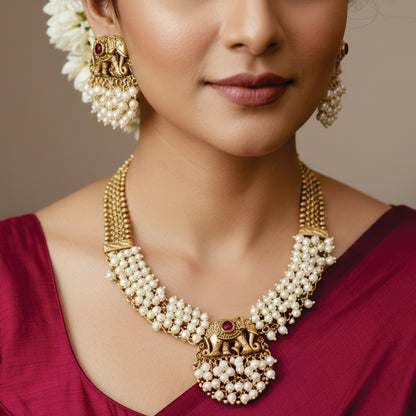 Shobhantar Moti Short Necklace