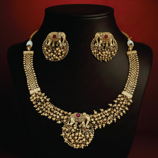Gajamukhi Antique Short Necklace