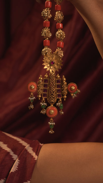 Praval Silver Necklace