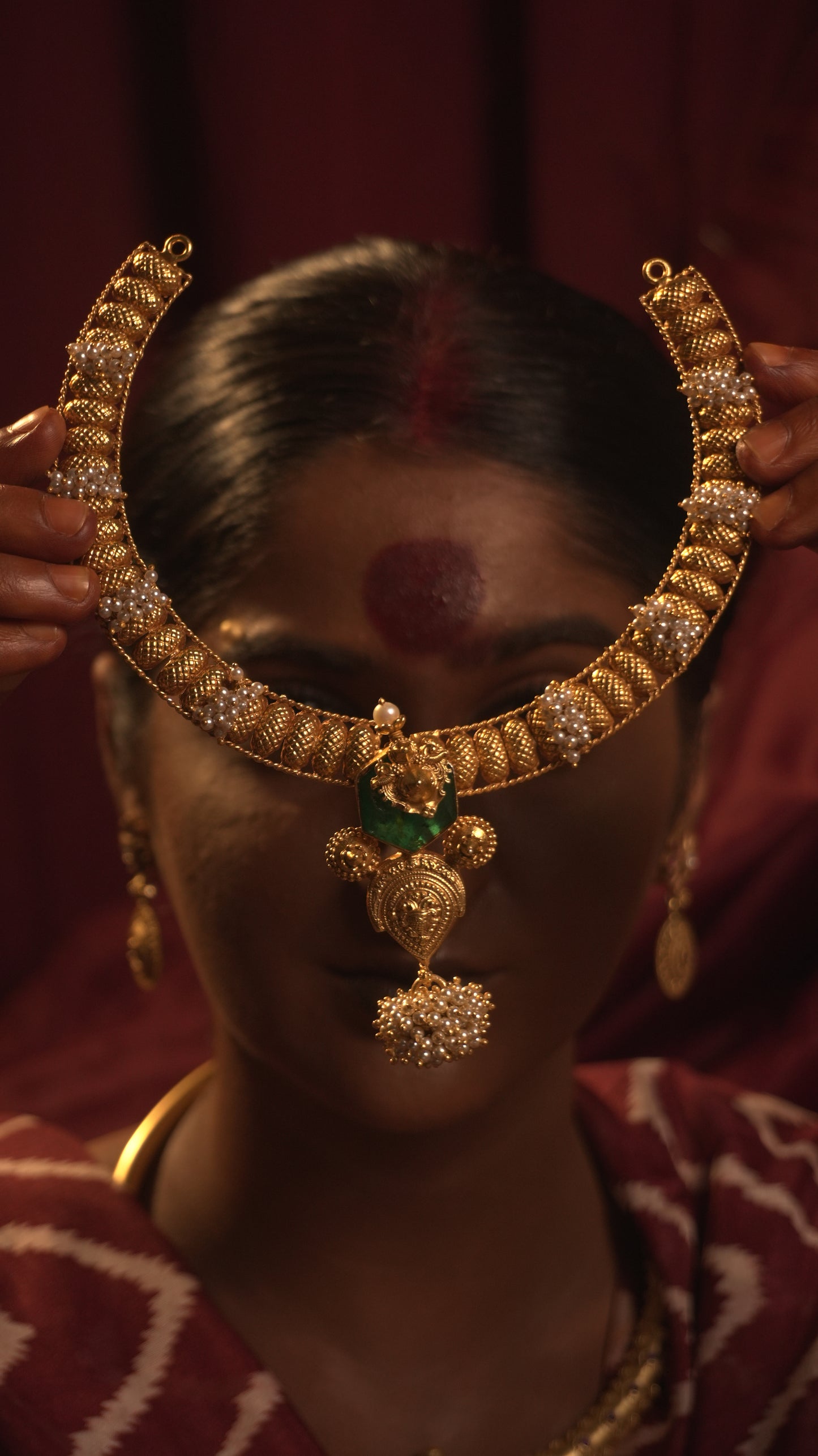 elephant green stone beaded collar