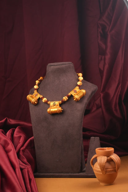 Silver Tait Necklace