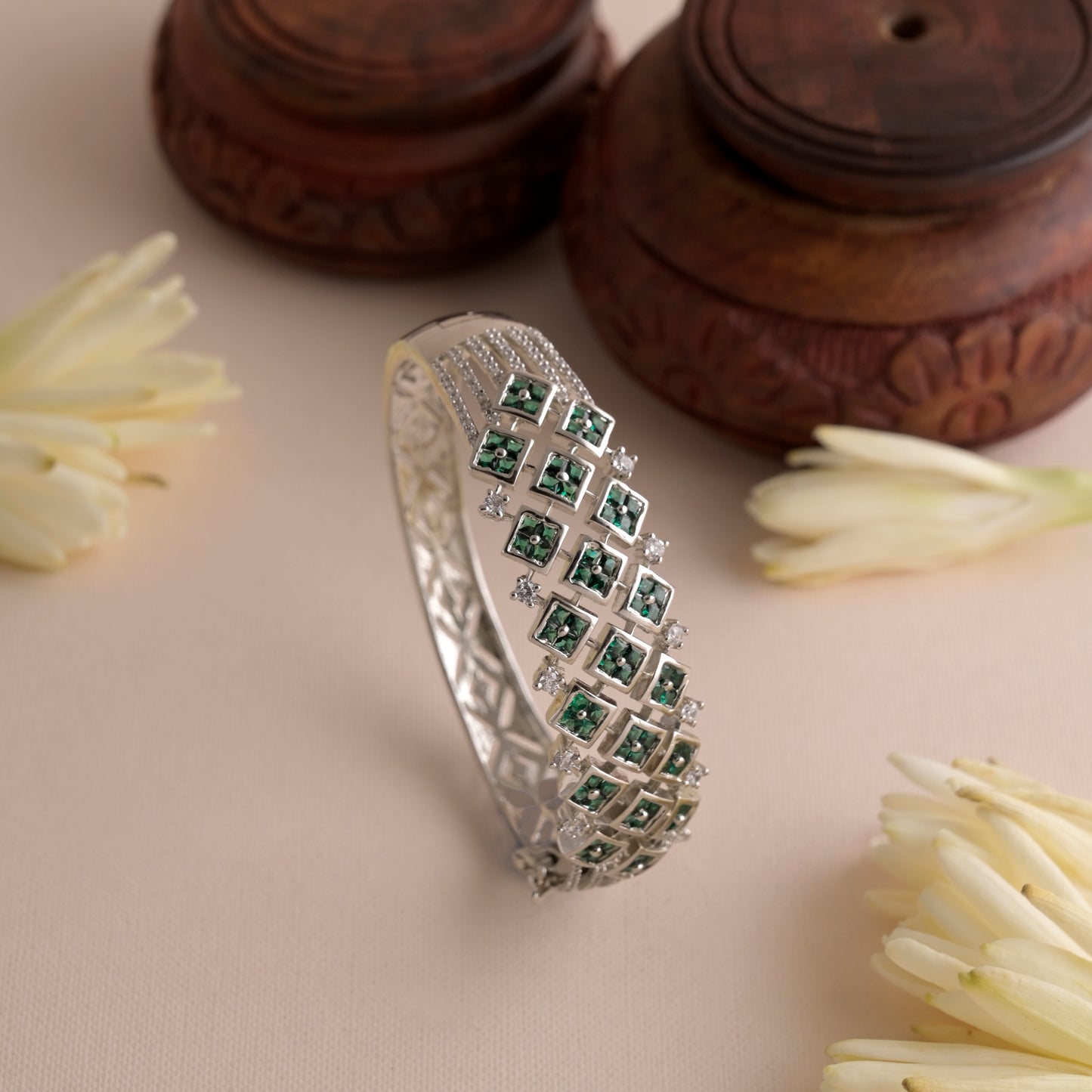 emerald majesty ad bracelet