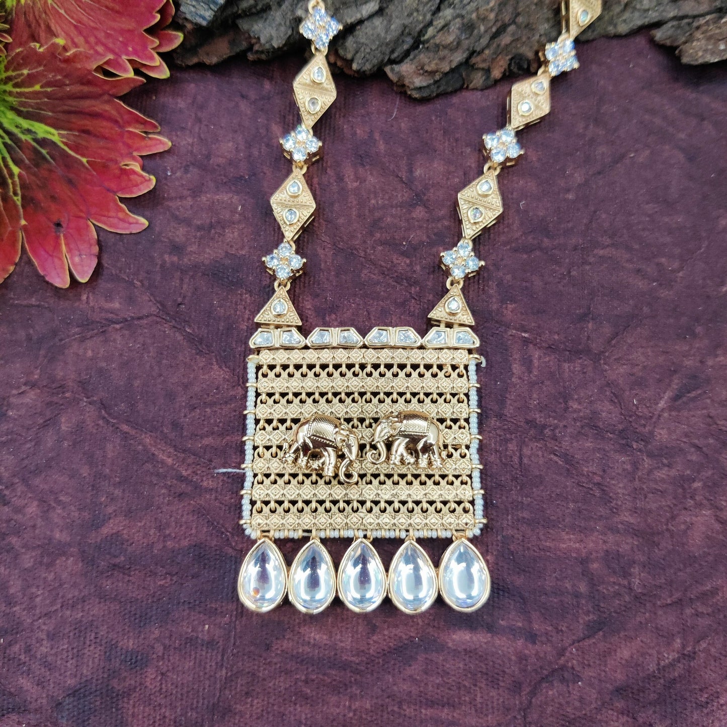 kondeshvari kundan necklace