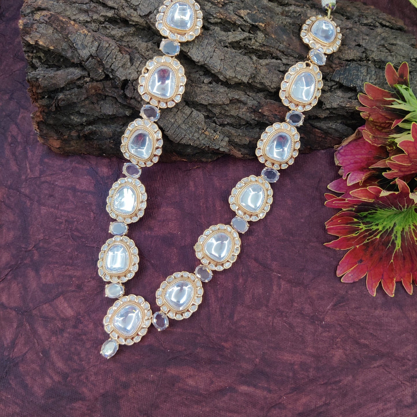 rajvardhan kundan necklace