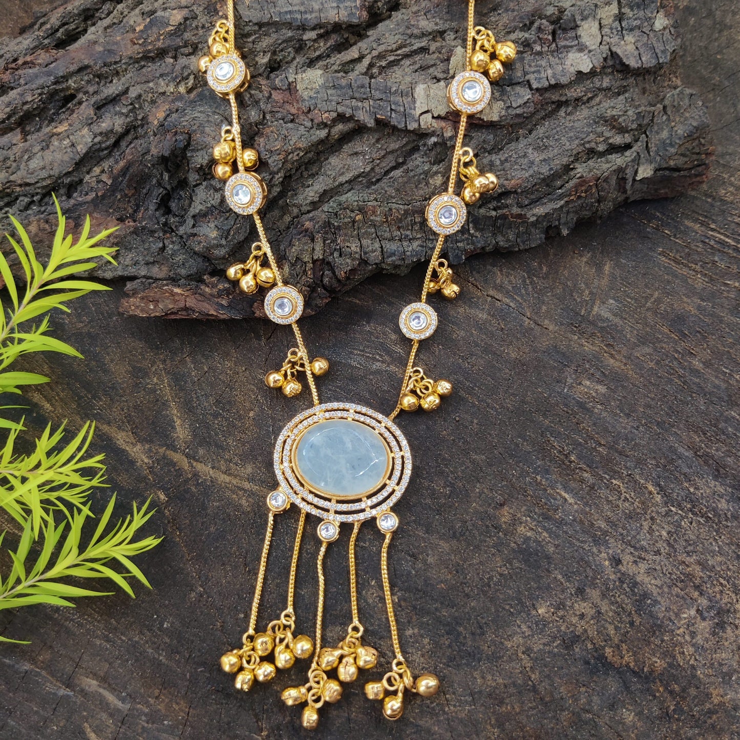 shanti antique necklace