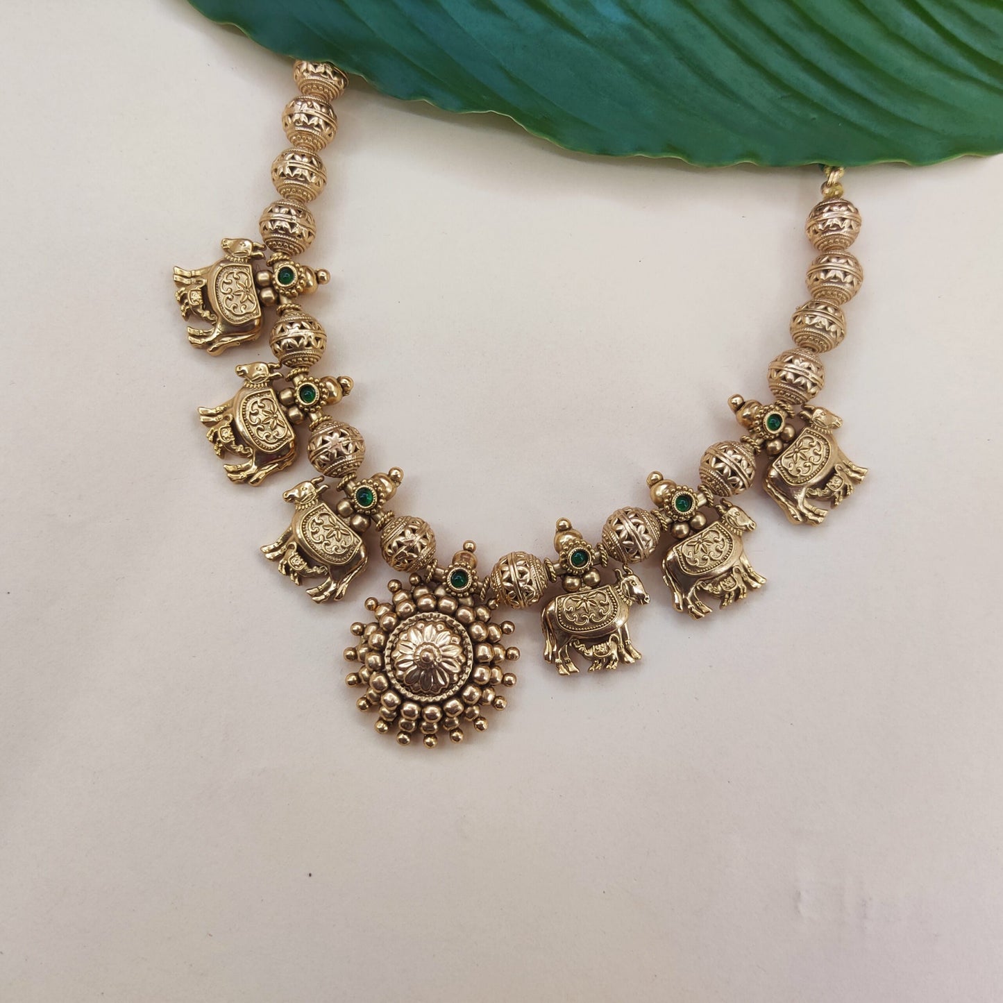 gayvasru antique necklace