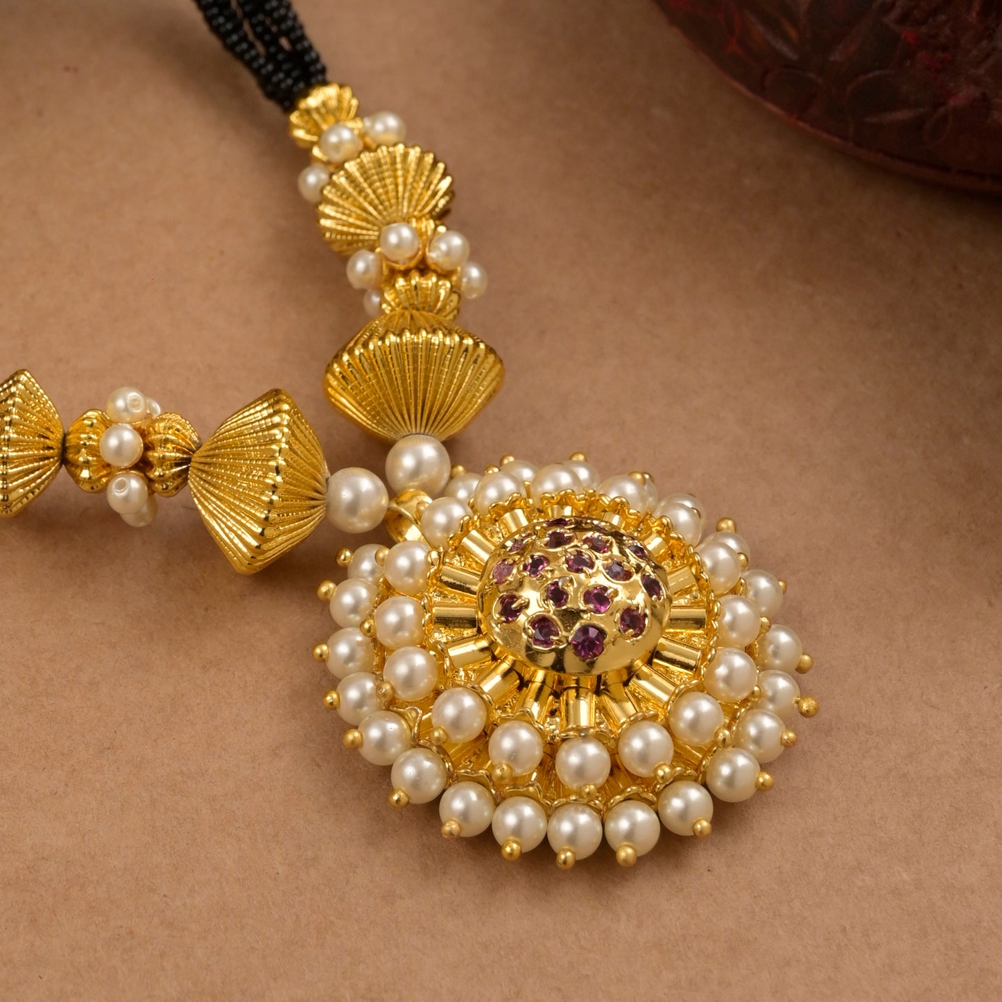 kolhapuri mangalsutra