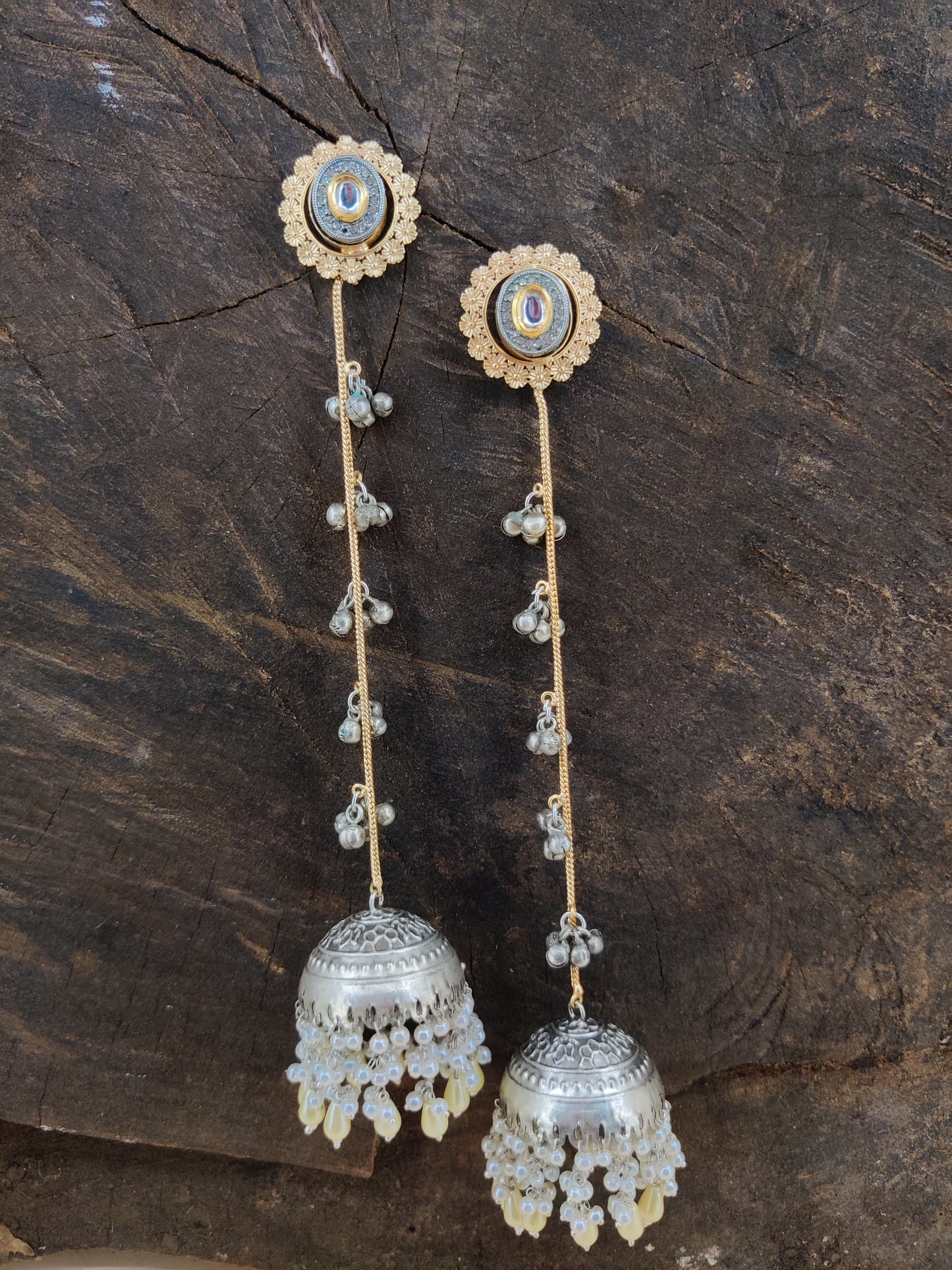 morkanthi antique earring