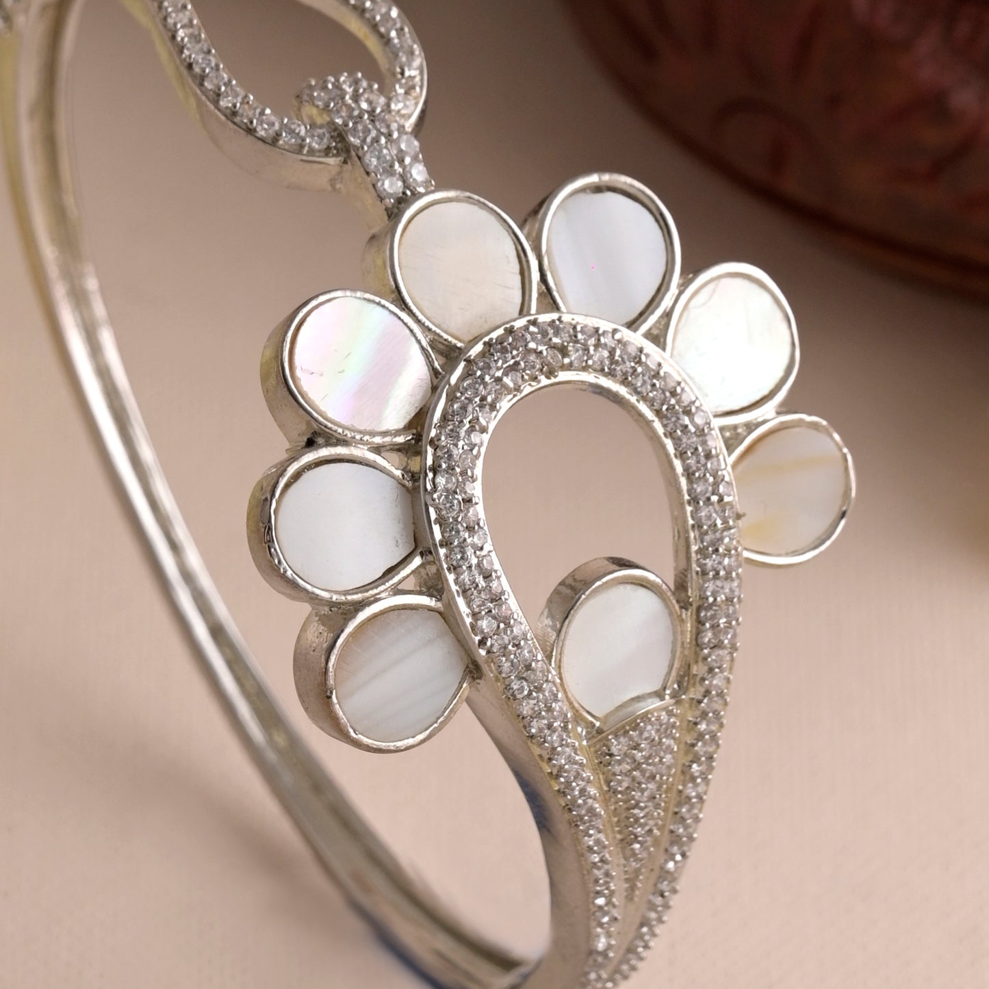 motherpearl floral american diamond bracelet