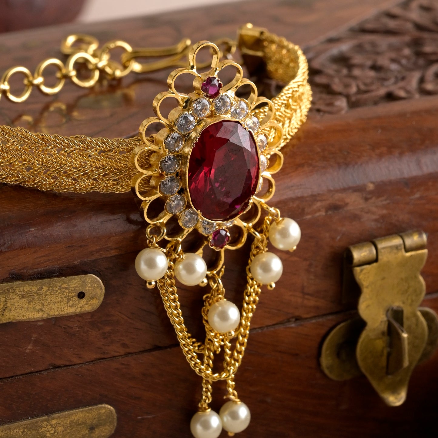 nayika ratna bajubandh