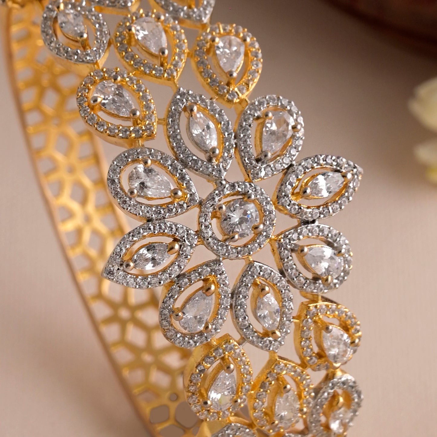 pure radiance ad bracelet