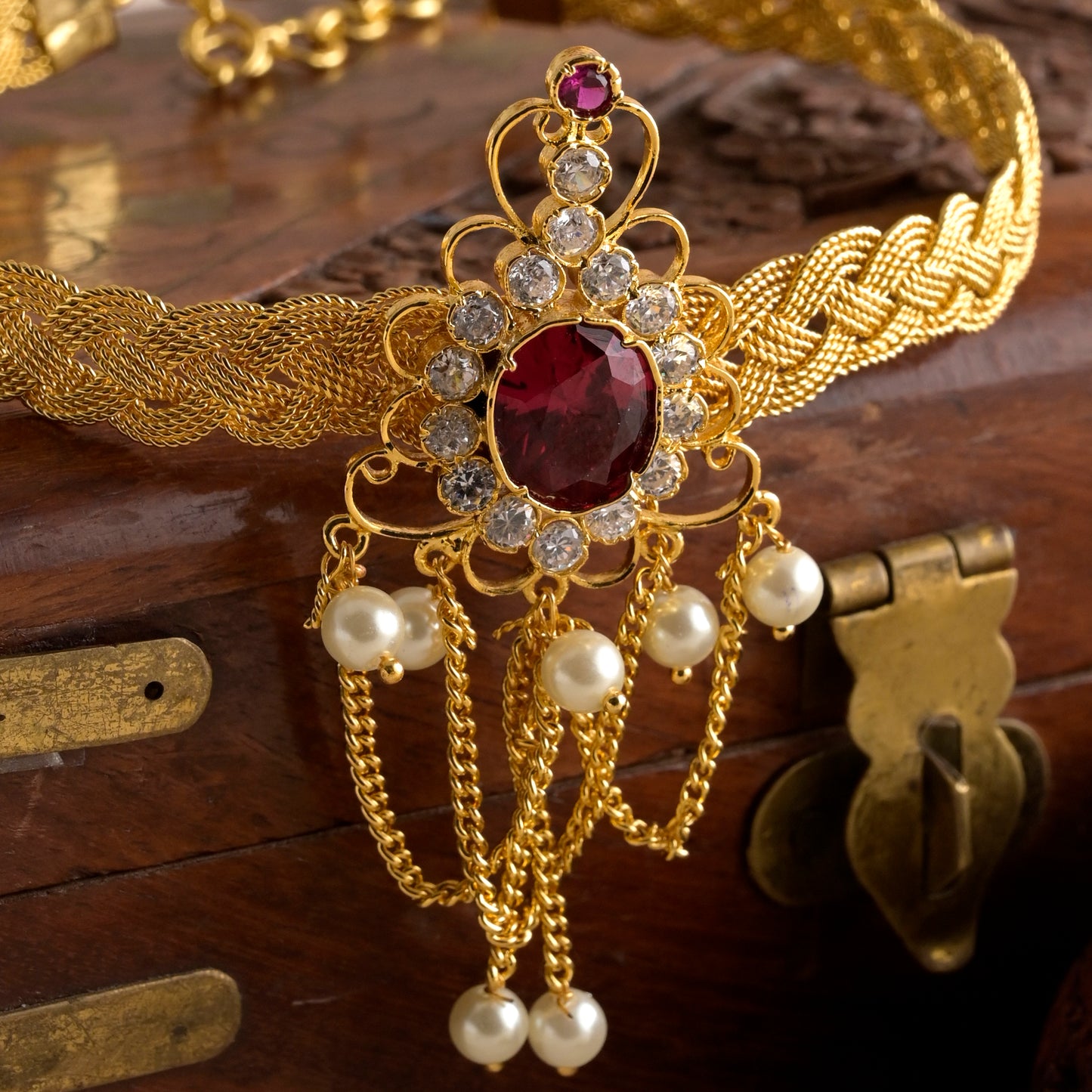 rajat vilas pearl bajubandh