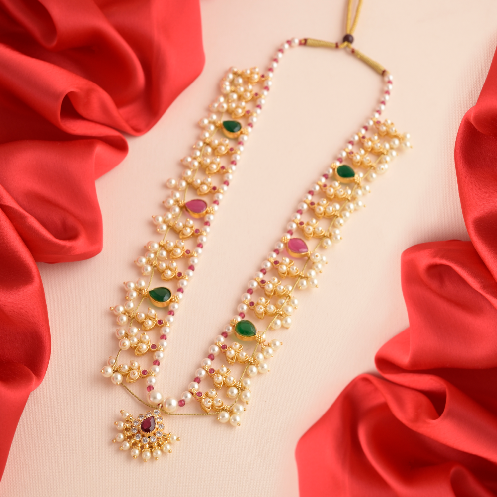 moti saaz necklace