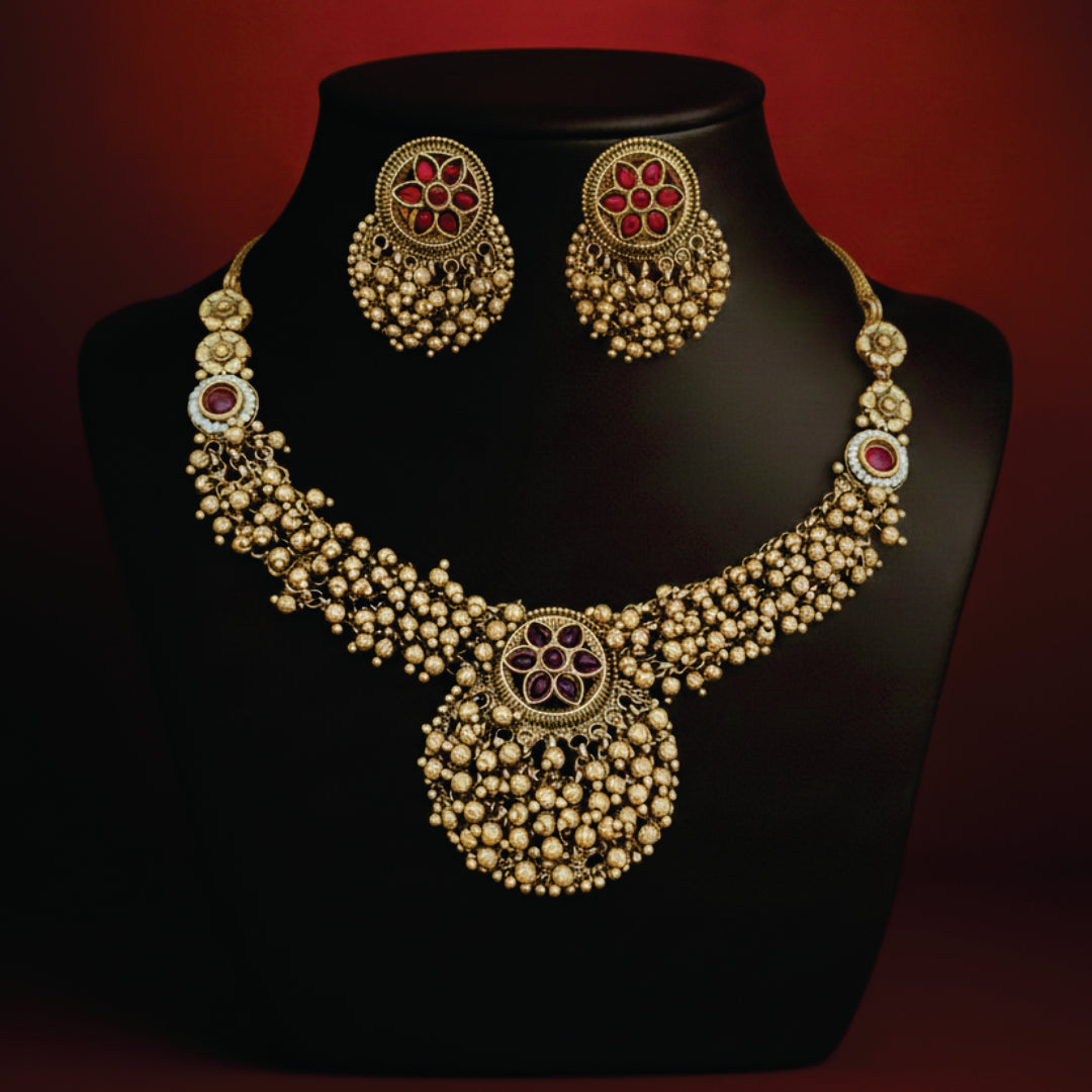 ruvanjali short moti necklace