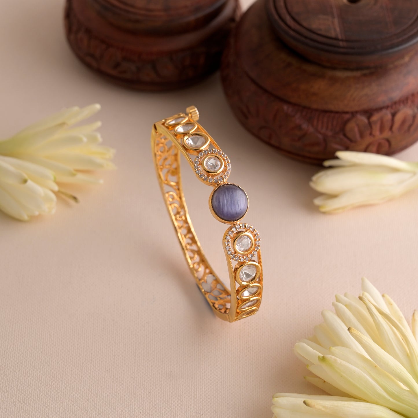 viola luxe ad bracelet