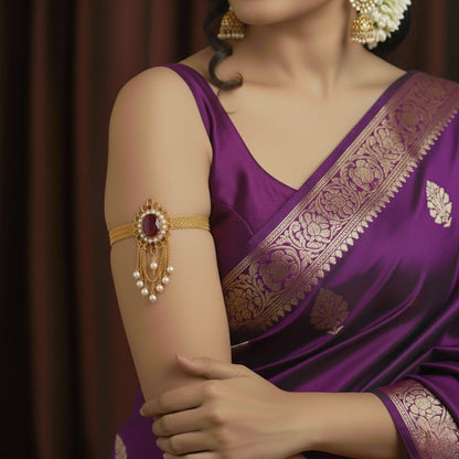 Nayika Ratna Bajubandh