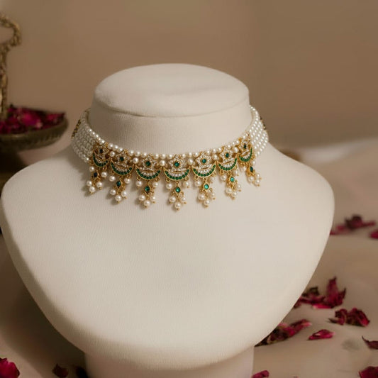 Motirupangi choker