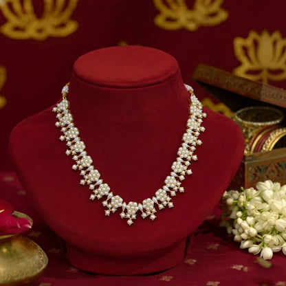 Meeravti Necklace