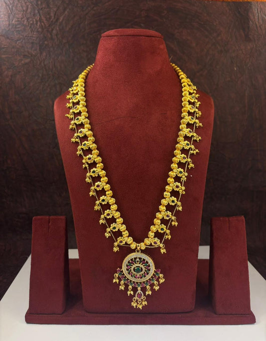 Suvarna Rajwada Saaj