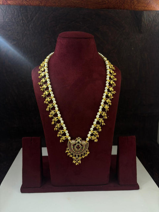 Pratishtha Royal Gold Saaj