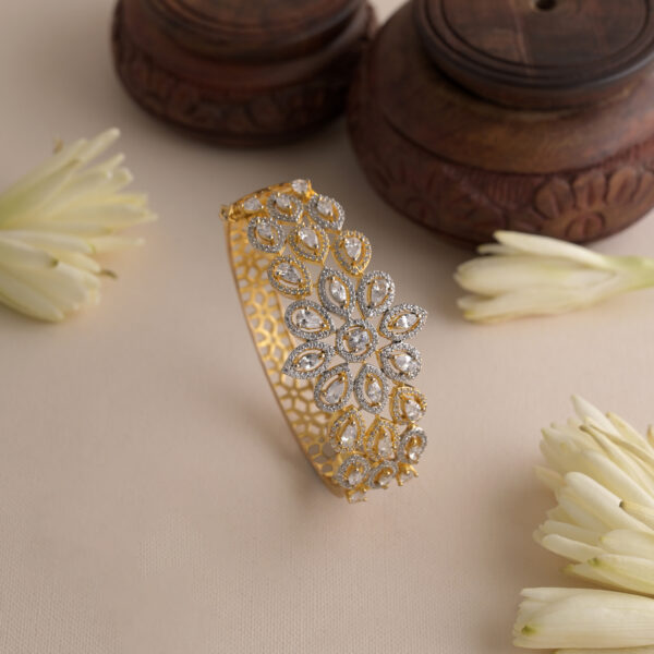 Pure Radiance AD Bracelet